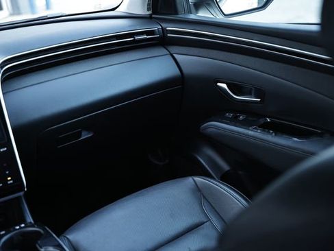 Used 2022 Hyundai Tucson Limited image 27