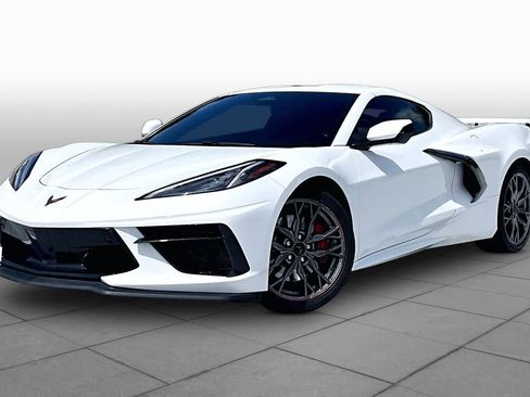 Used 2026 Chevrolet Corvette Stingray Preferred Cpe w/ Z51 Performance Package RWD image 1