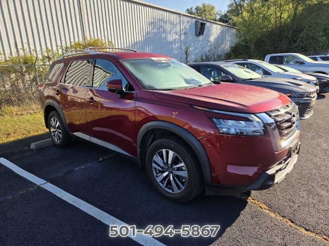 Used 2023 Nissan Pathfinder SL FWD image 3