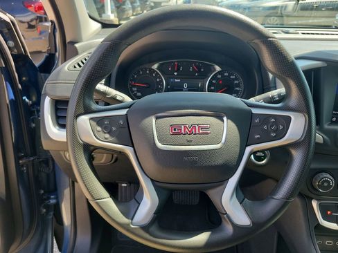Used 2024 GMC Terrain SLE AWD/4WD image 21
