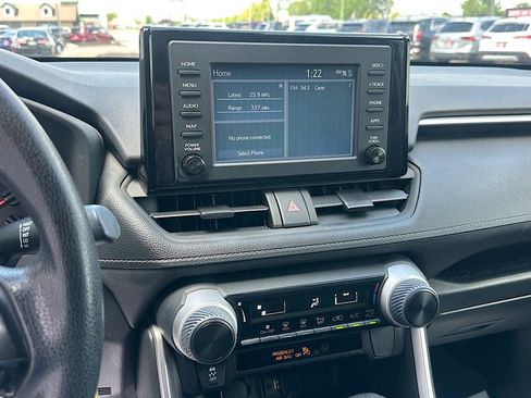 Certified 2019 Toyota RAV4 LE FWD image 19