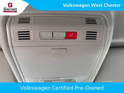 Certified 2023 Volkswagen Tiguan SE FWD image 21
