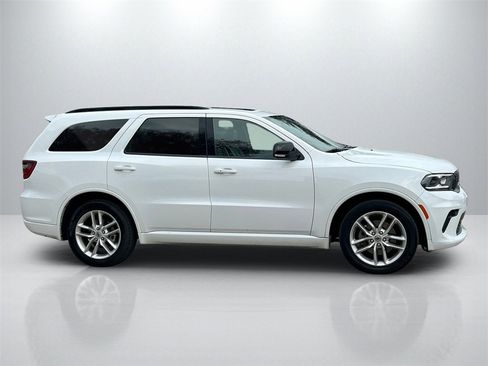 Used 2024 Dodge Durango GT image 4