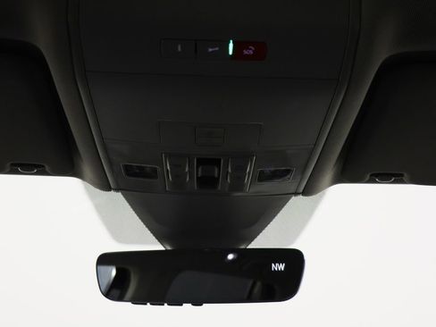 Used 2022 Volkswagen Atlas SEL Premium AWD/4WD image 28