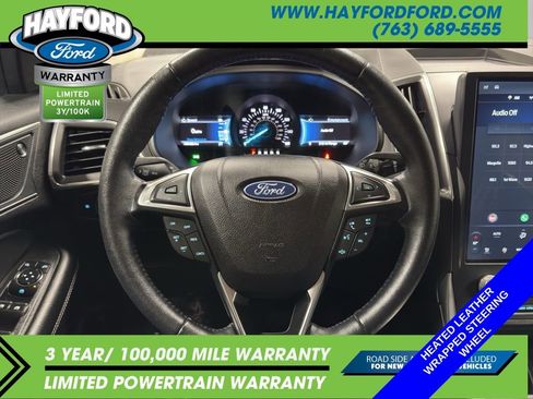 Used 2023 Ford Edge Titanium image 11