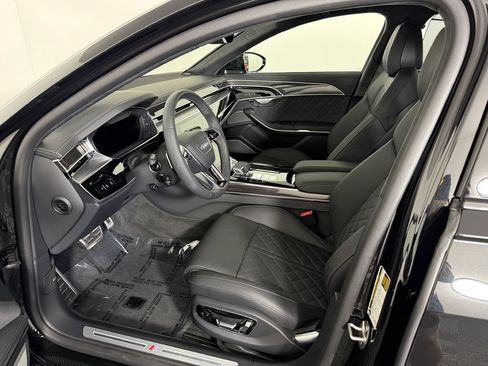 Used 2026 Audi S8 AWD/4WD image 17