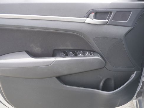 Used 2020 Hyundai Elantra Value Edition w/ Cargo Package (C1) image 17