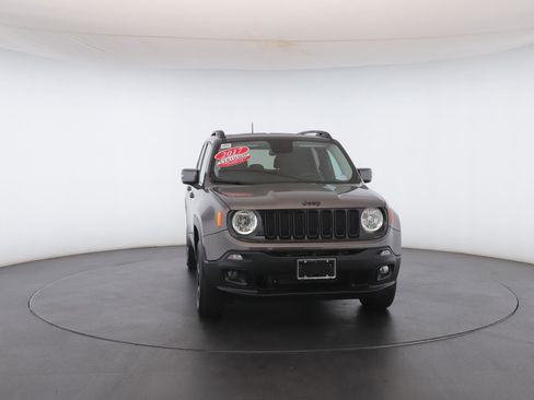 Used 2017 Jeep Renegade Altitude image 36