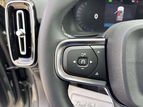 New 2026 Volvo XC40 B5 Ultra w/ Protection Package Premier AWD/4WD image 17
