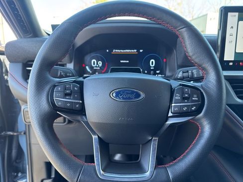 Used 2025 Ford Explorer ST-Line image 21