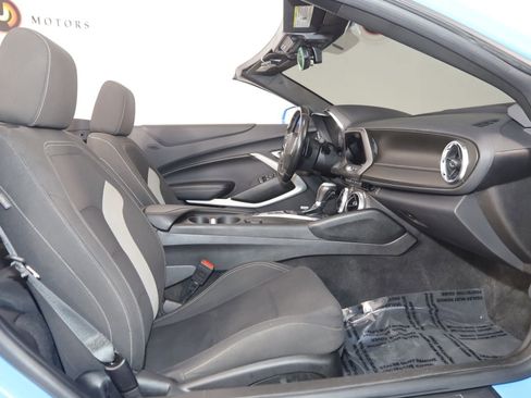 Used 2022 Chevrolet Camaro LT w/ RS Package RWD image 11