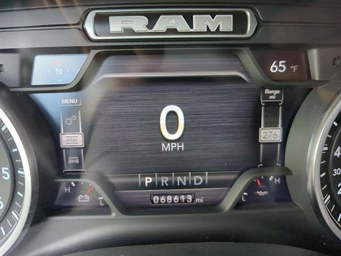 Used 2022 RAM 1500 Laramie w/ Sport Appearance Package image 11