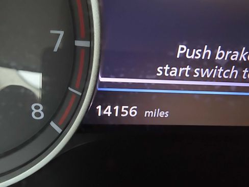 Used 2024 Nissan Sentra SR w/ SR Premium Package FWD image 14