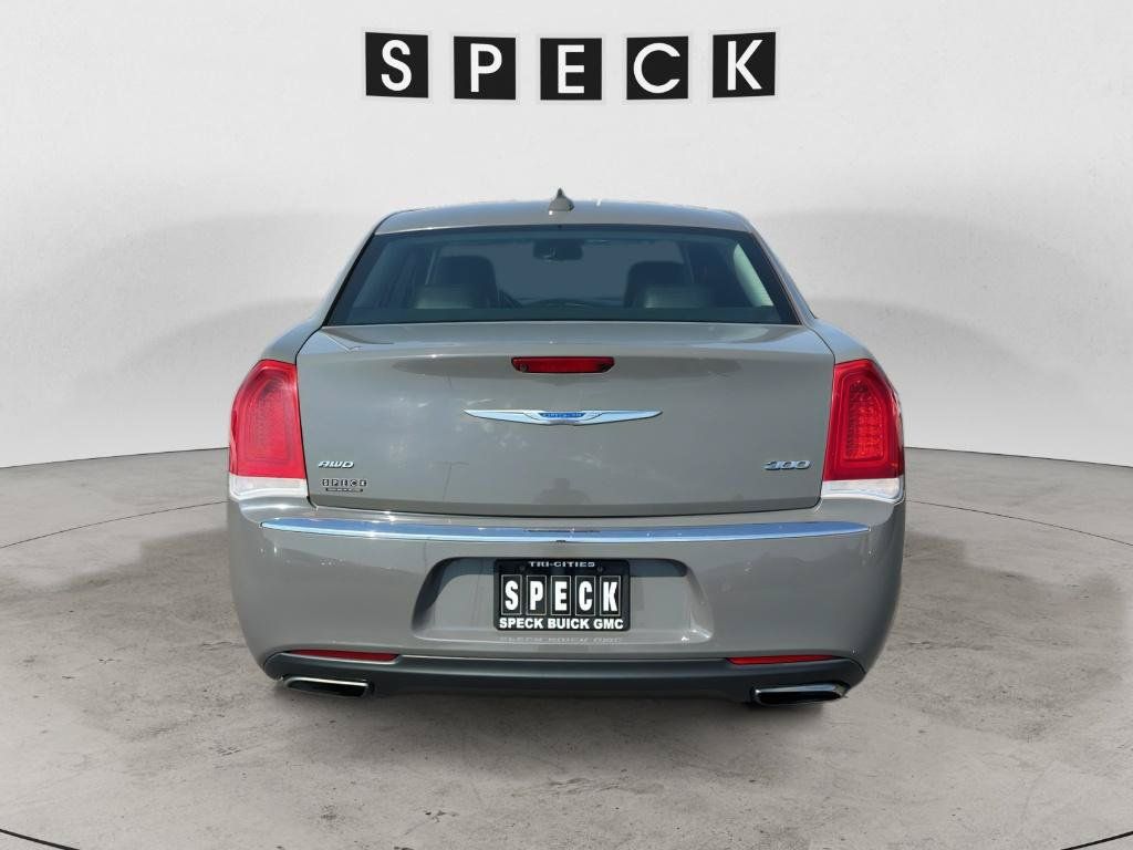 Used 2017 Chrysler 300 Limited AWD/4WD image 4