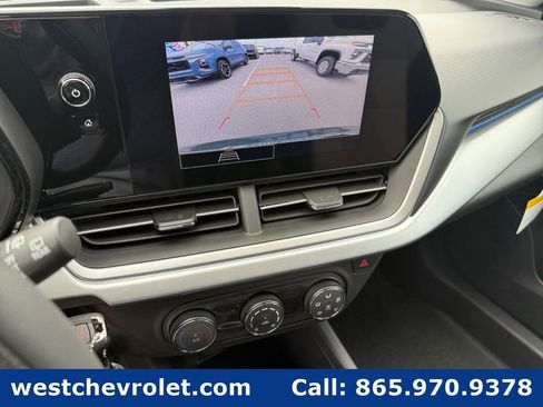 New 2026 Chevrolet Trax LS FWD image 18