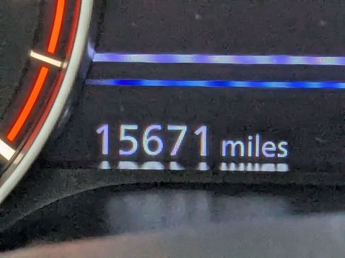 Used 2025 Nissan Altima 2.5 SR image 16