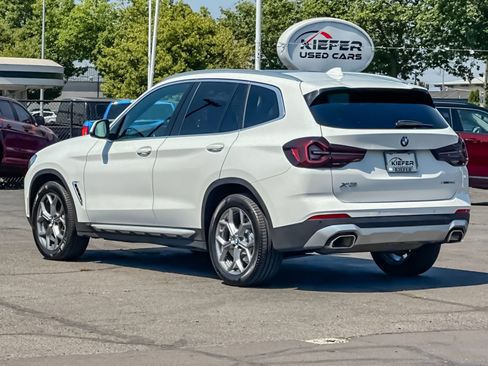 Used 2024 BMW X3 xDrive30i AWD/4WD image 5