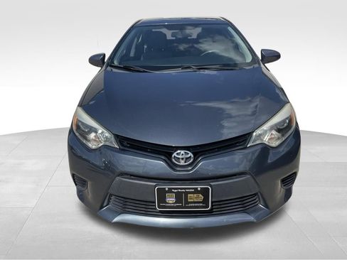 Used 2016 Toyota Corolla L FWD image 2