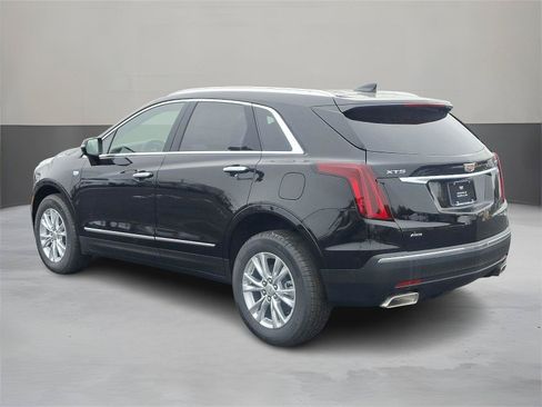 New 2025 Cadillac XT5 Luxury w/ LPO, Floor Liner Package AWD/4WD image 3