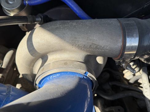 Used 2011 GMC Sierra 2500 Denali w/ Suspension Package, Off-Road image 36