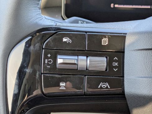New 2026 Kia Sorento S FWD image 31