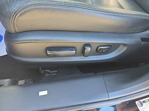 Used 2017 Honda Accord Touring image 21