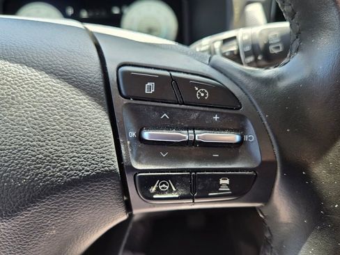 Used 2023 Hyundai Kona Limited image 26