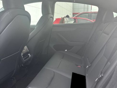 Used 2026 Tesla Model Y 2WD image 8