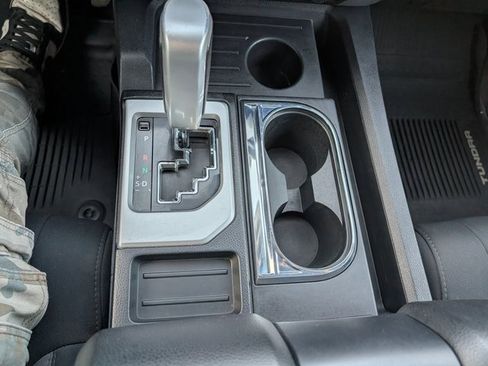 Used 2021 Toyota Tundra image 17