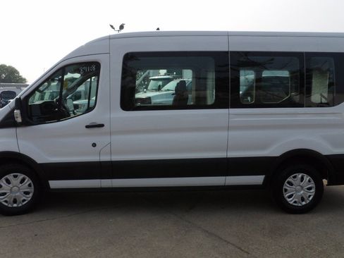 Used 2023 Ford Transit 350 XLT RWD image 6