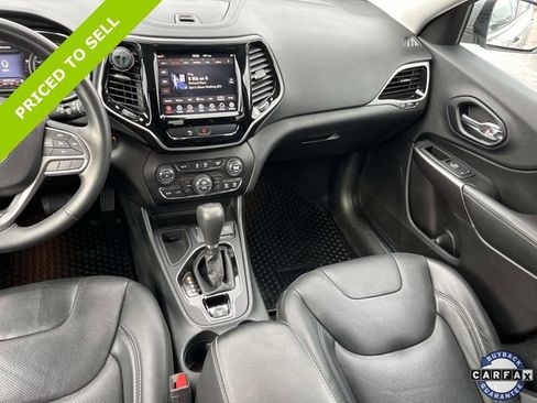 Used 2019 Jeep Cherokee Limited image 15