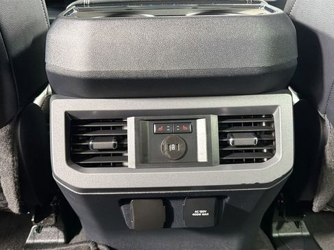 Used 2024 Ford F250 Lariat w/ FX4 Off-Road Package AWD/4WD image 28