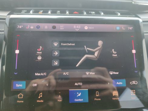 Used 2023 Jeep Grand Cherokee Limited image 34