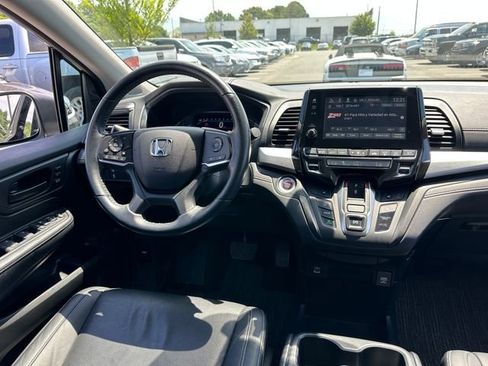 Used 2022 Honda Odyssey EX-L image 17