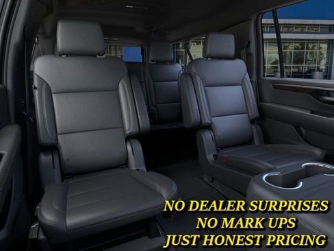 New 2026 Chevrolet Suburban LT w/ Comfort Package RWD image 17