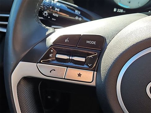 Certified 2024 Hyundai Elantra SEL w/ Convenience Package image 22