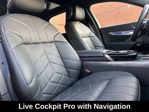 Used 2025 BMW 760i xDrive 760i xDrive w/ Executive Package image 33