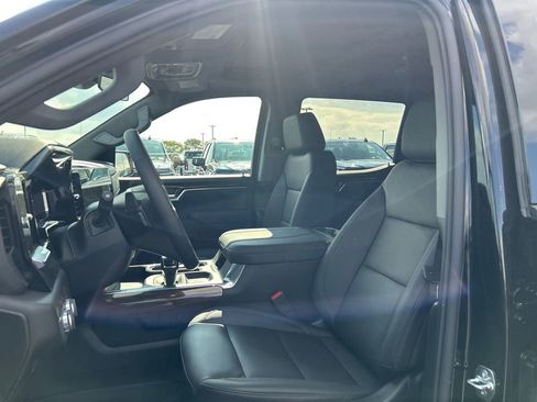 New 2026 GMC Sierra 1500 Elevation w/ Elevation Premium Package AWD/4WD image 18