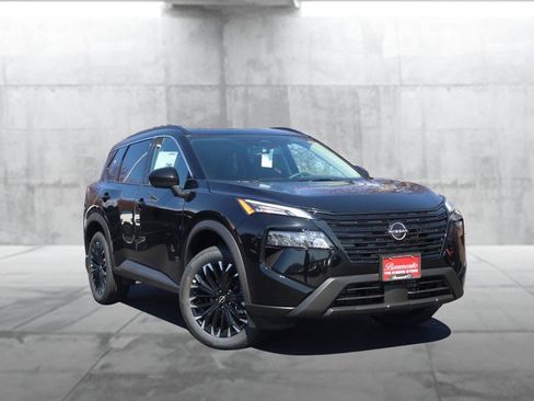 New 2026 Nissan Rogue Dark Armor image 2