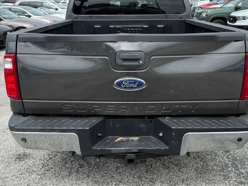 Used 2016 Ford F250 XLT w/ XLT Premium Package AWD/4WD image 2