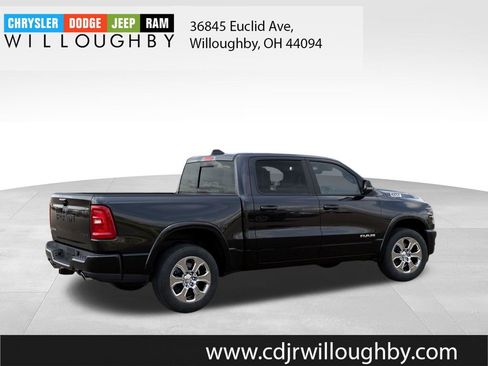 New 2026 RAM 1500 Big Horn AWD/4WD image 4