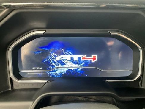Used 2024 GMC Sierra 2500 AT4 w/ AT4 Premium Plus Package AWD/4WD image 7