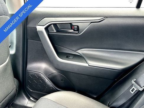 Certified 2024 Toyota RAV4 LE AWD/4WD image 19
