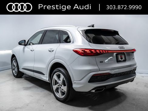 Used 2025 Audi Q5 Premium Plus w/ Premium Plus AWD/4WD image 3