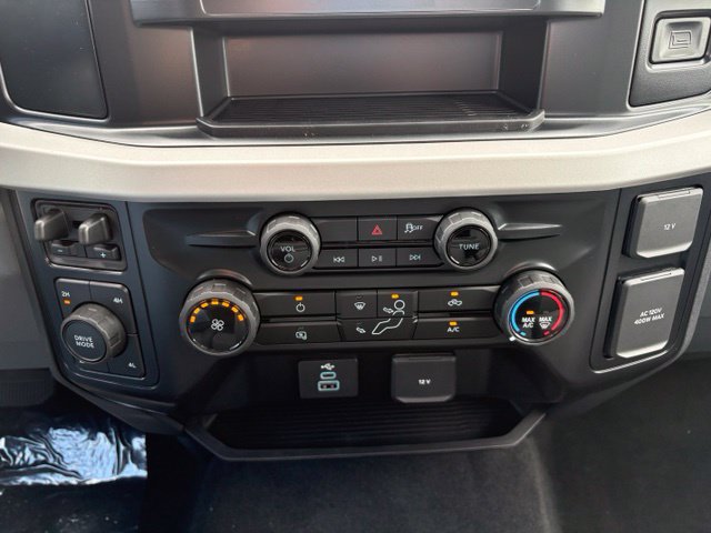 New 2027 Ford F350 XLT w/ FX4 Off-Road Package AWD/4WD image 30