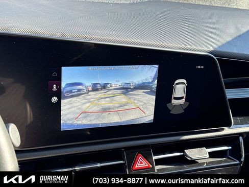 Used 2023 Kia Niro EX image 10