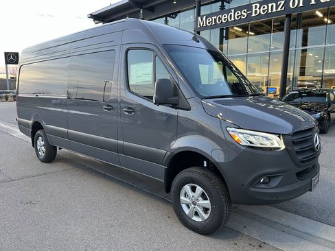New 2026 Mercedes-Benz Sprinter 2500 image 5