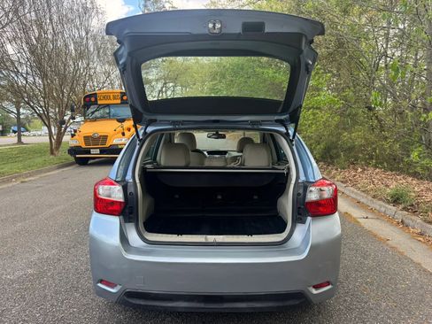 Used 2012 Subaru Impreza 2.0i Sport Premium AWD/4WD image 6