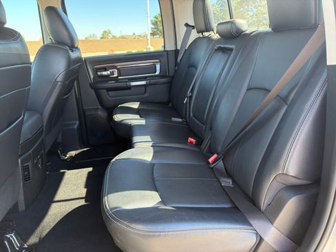 Used 2019 RAM 1500 Laramie w/ Convenience Group image 21