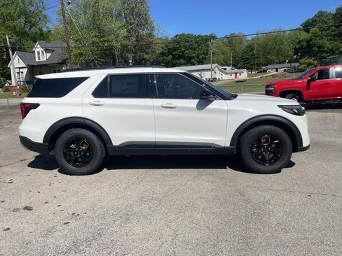 New 2026 Ford Explorer Tremor image 2
